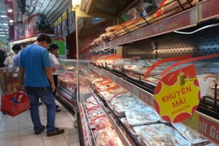 Giá thịt lợn chạm đáy không phải do nhập khẩu